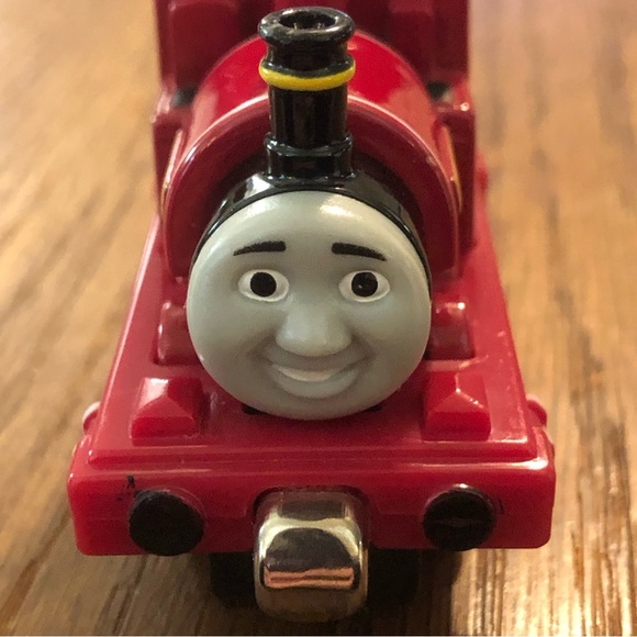 “SKARLOEY” Thomas and Friends Take N Play Take Along - Picture 1 of 12
